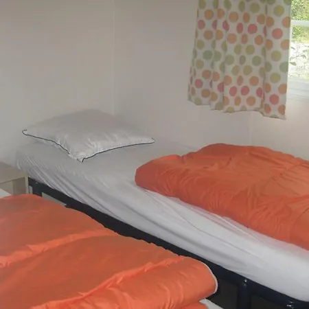 אתר קמפינג Mobil-home 4 Pers Avec Terrasse A - Api-1-52-574 *