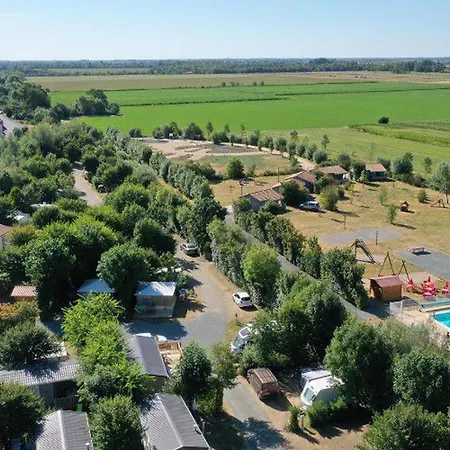 Mobil-home 4 Pers Avec Terrasse à Chaillé-les-marais - Api-1-52-574 Camping Chaille-Les-Marais
