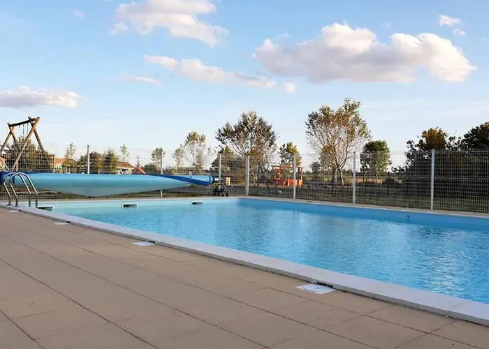 Kamp alanı Mobil-home 4 Pers Avec Terrasse A - Api-1-52-574 Chaille-Les-Marais